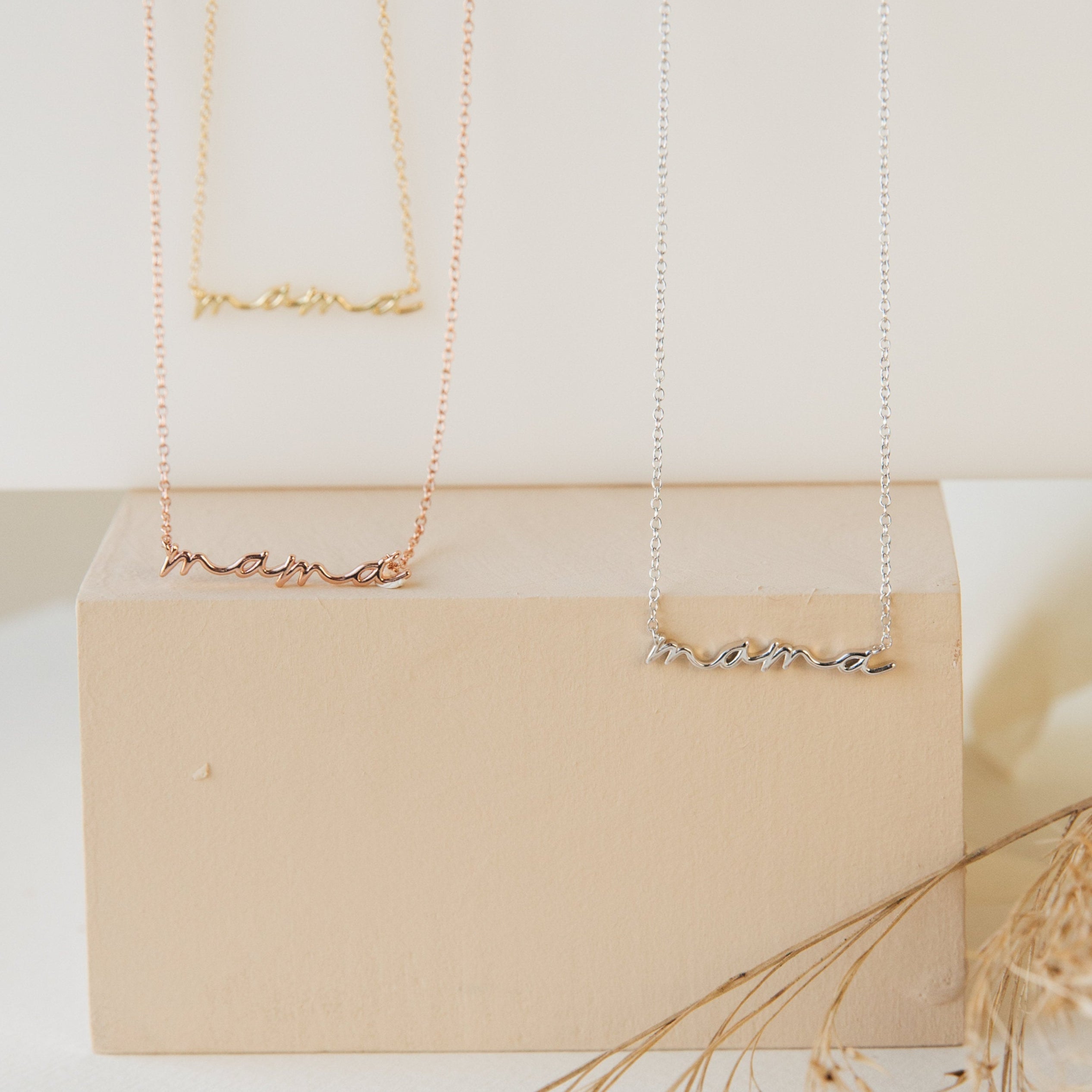 Dainty Mama Necklace